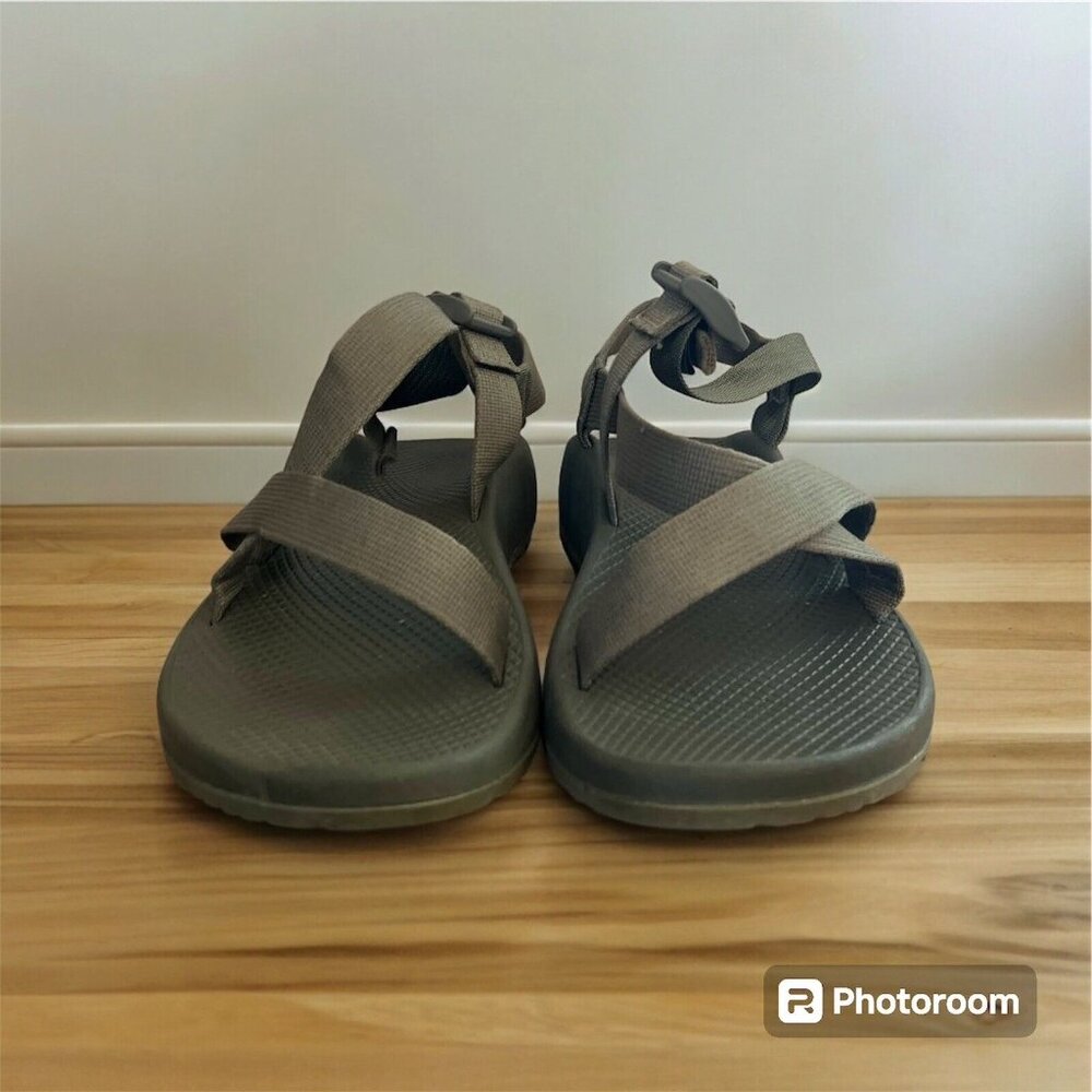 Chaco Men's Z1 Classic Aloe Green Strappy Sandals - Size 10